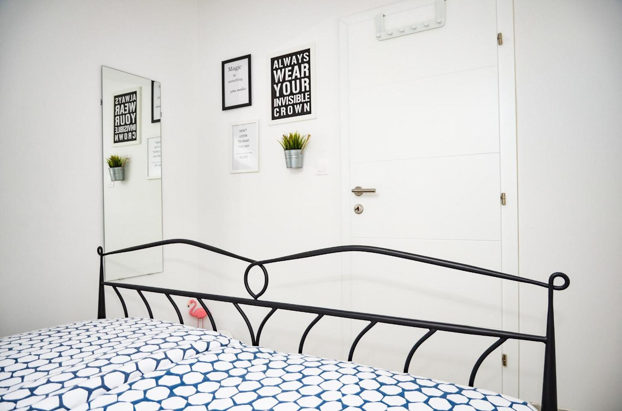 Marazul Apartments Povljana Phòng bức ảnh