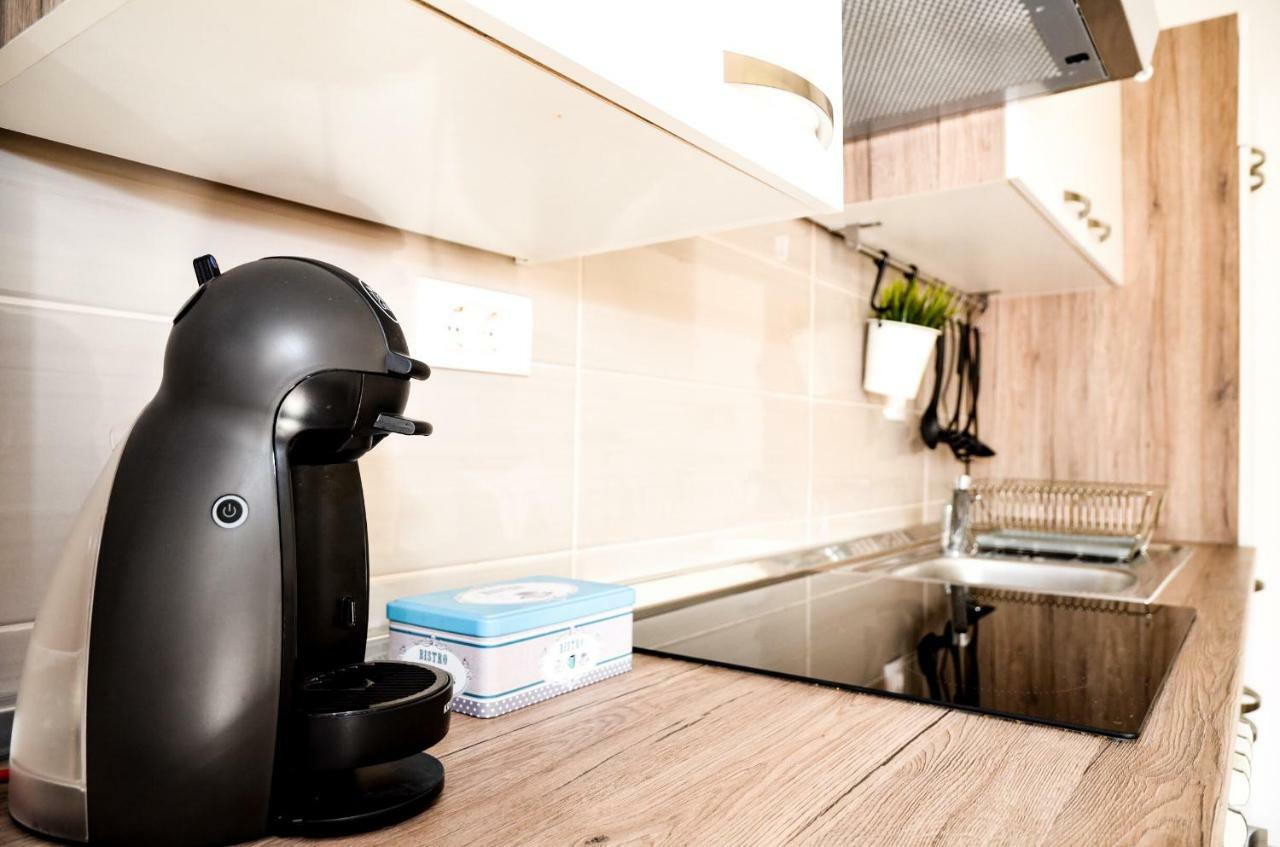Marazul Apartments Povljana Ngoại thất bức ảnh