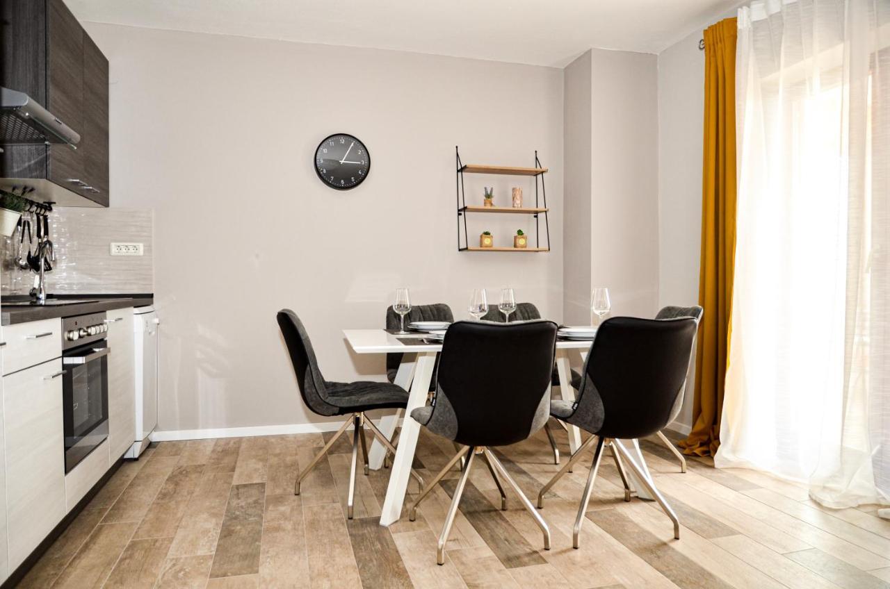 Marazul Apartments Povljana Ngoại thất bức ảnh