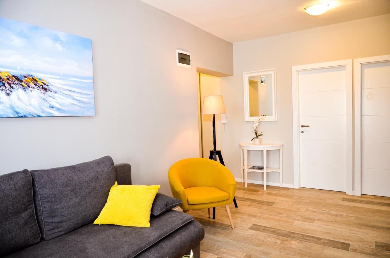 Marazul Apartments Povljana Ngoại thất bức ảnh
